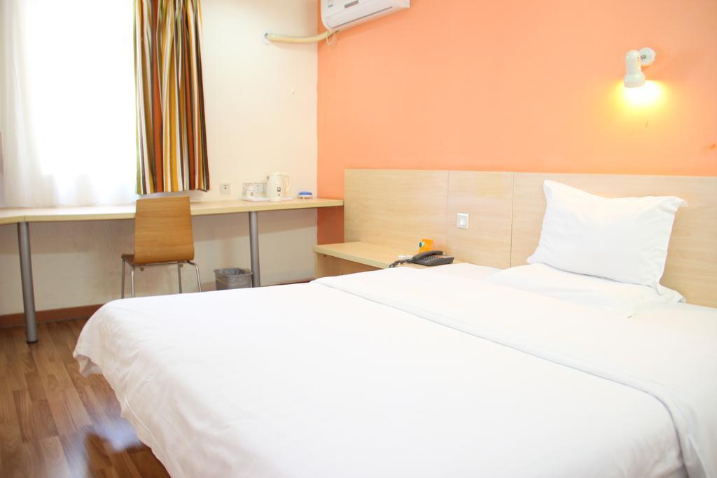 7Days Inn Guangzhou New Tianhe Park מראה חיצוני תמונה