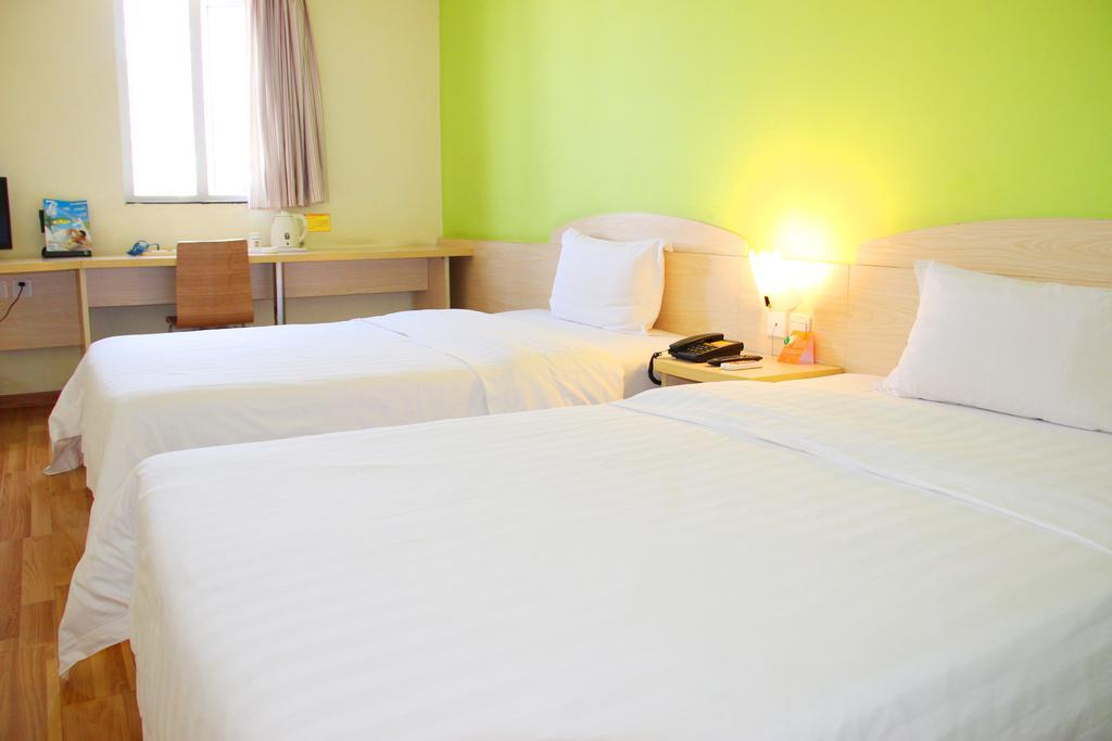 7Days Inn Guangzhou New Tianhe Park מראה חיצוני תמונה
