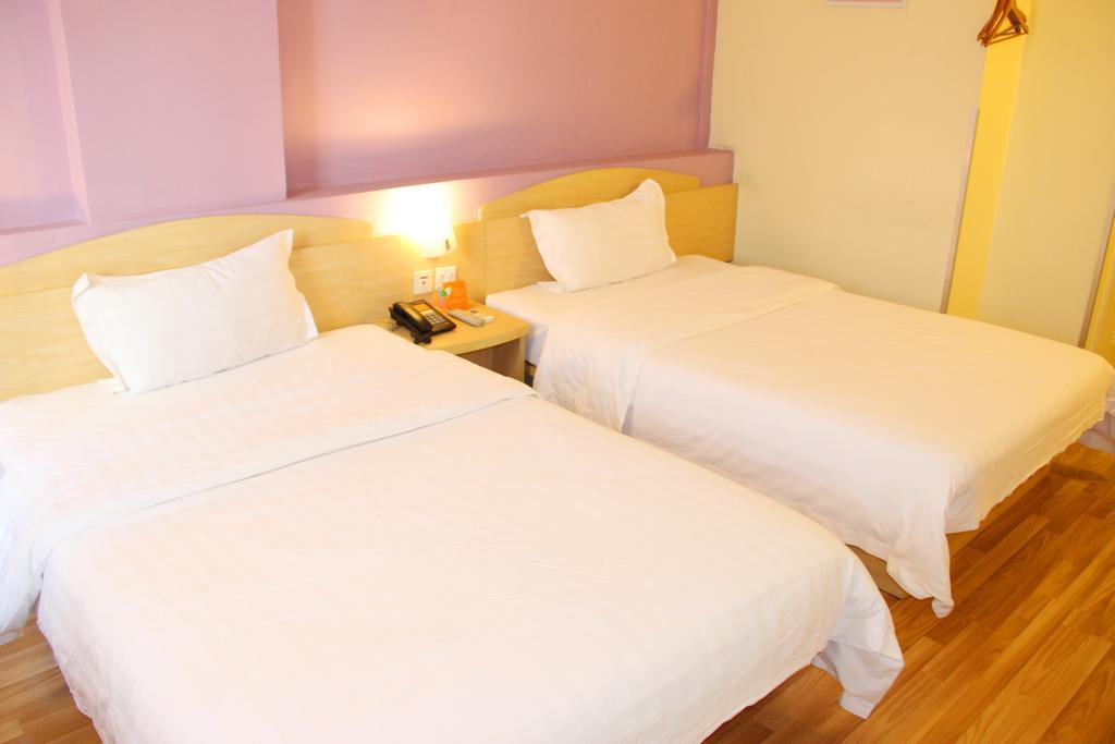 7Days Inn Guangzhou New Tianhe Park מראה חיצוני תמונה