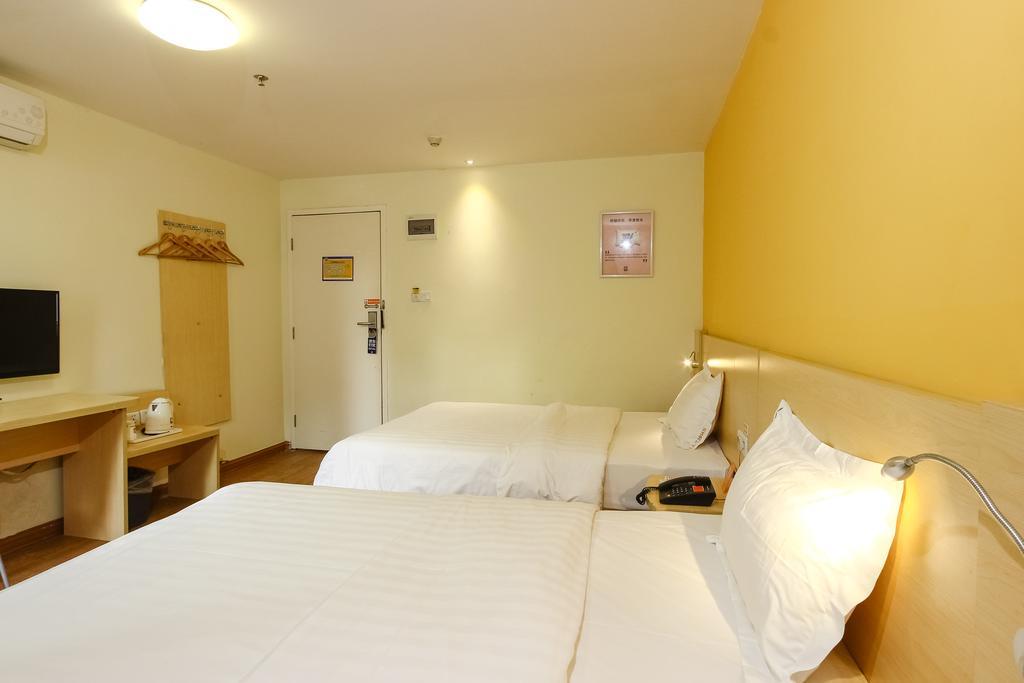 7Days Inn Guangzhou New Tianhe Park מראה חיצוני תמונה