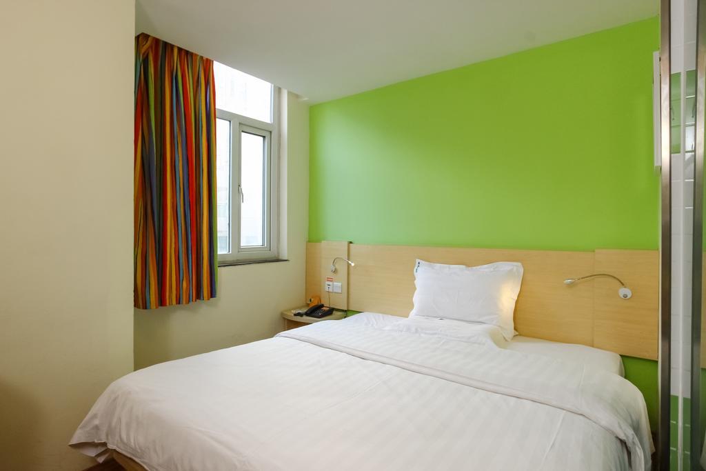 7Days Inn Guangzhou New Tianhe Park מראה חיצוני תמונה