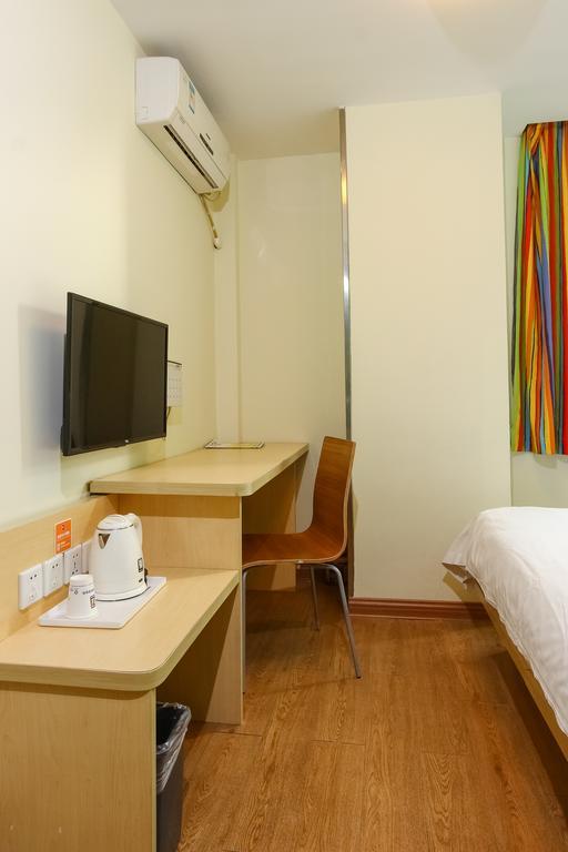 7Days Inn Guangzhou New Tianhe Park מראה חיצוני תמונה